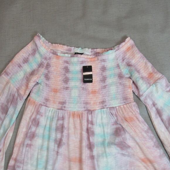 Torrid Top Womens 2 Multicolor Tie Dye Smocked Cold Shoulder Babydoll Hippie NWT - Picture 3 of 8